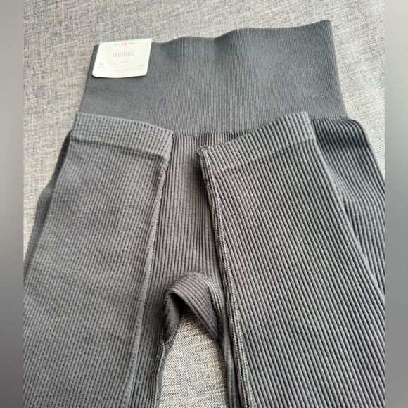 Aerie High-Waisted Black Ribbed Leggings Size XS - Picture 6 of 6